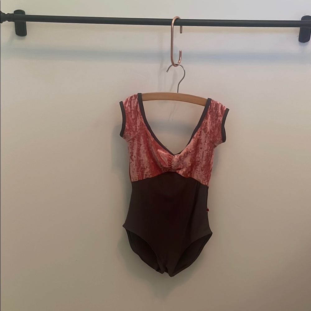 Yumiko Women’s Leotard.  Elli Style. XS High Cut.